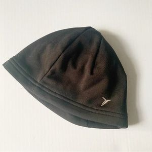 5/$25 Old Navy black active Kids beanie hat Onesize